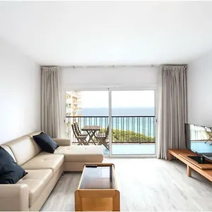 https://primera-linea-playa-blanes.catalonia-hotels.com